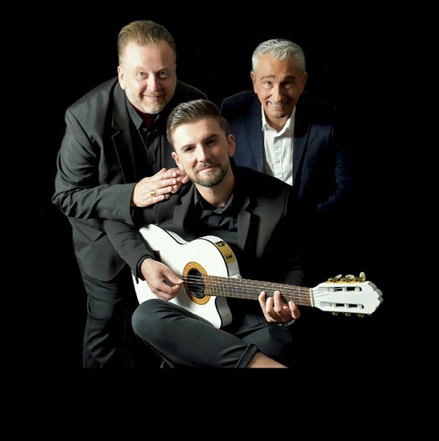 Groupe Musique Compas gitan gipsy flamenco rumba nimes gipsykings